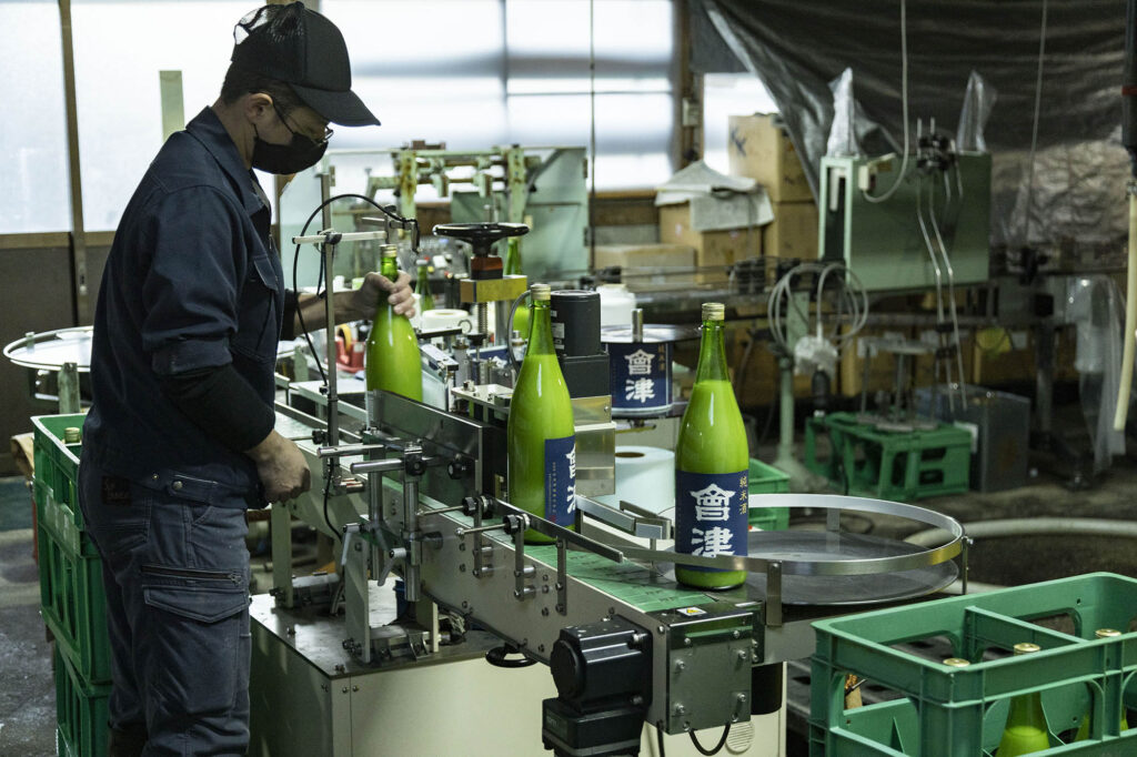 We visited the brewery at the end of November, while the 'Junmai Kassei Aizu' was being bottled. It's a smooth-drinking sake that retains some of the carbonation from the fermentation process.