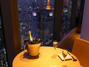 響　カレッタ汐留店