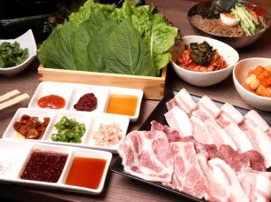 肉山の一階