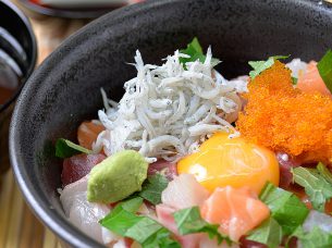 日本酒バル さわら
